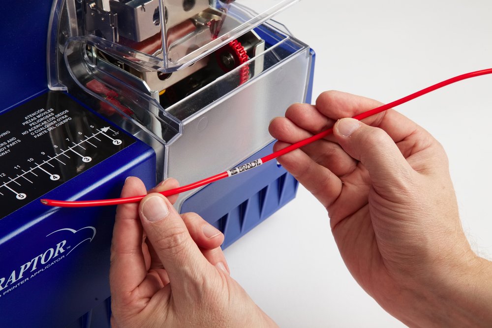 Sparen Sie Zeit mit automatisierter Kabelkennzeichnung